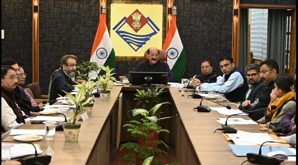 जिला विकास पर मंथनः प्रभारी मंत्री ने ली जिला योजना की समीक्षा बैठक