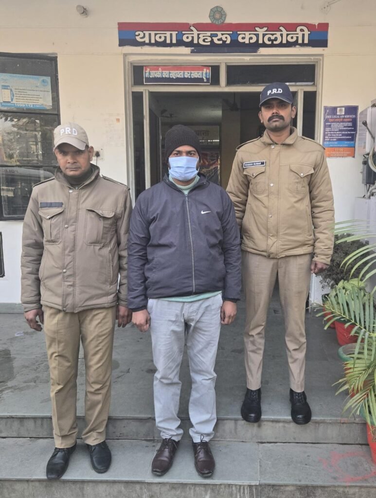 पैरोल जम्प कर विगत 05 वर्षों से फरार चल रहे अभियुक्त को दून पुलिस ने किया गिरफ्तार